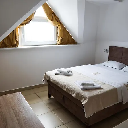 Pastirica Apartment *